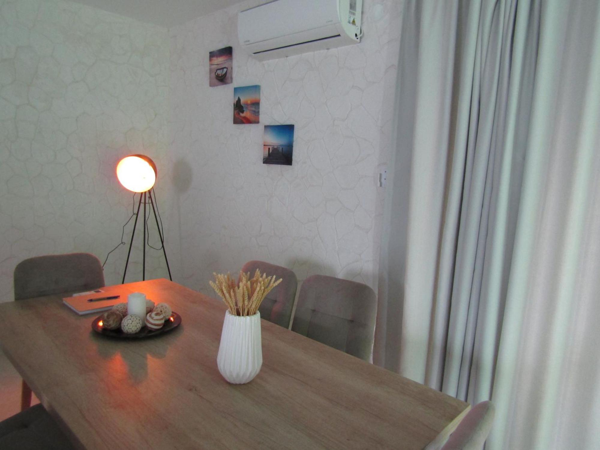 Tholos  Villa Gusta מראה חיצוני תמונה
