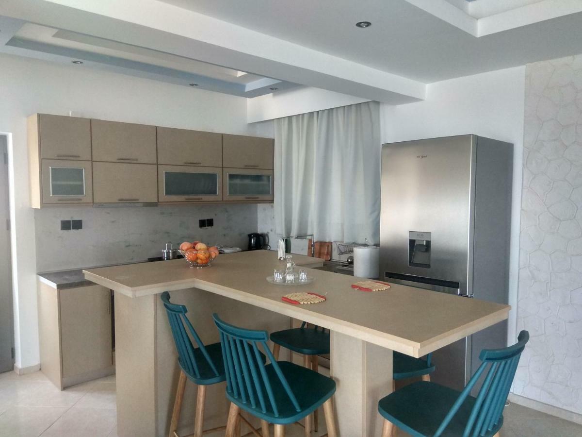 Tholos  Villa Gusta מראה חיצוני תמונה
